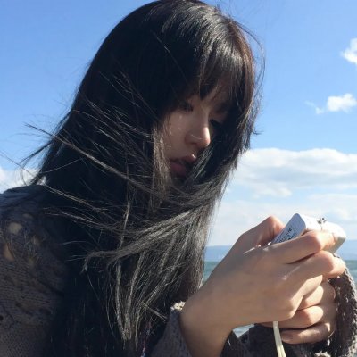 女孩罗塞玛莉